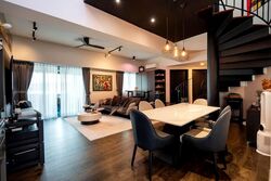 Stratford Court (D16), Condominium #596107881